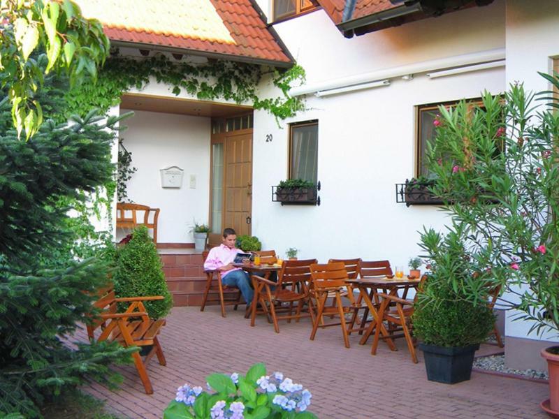 Hotel Waldhaus Hügelsheim Extérieur photo